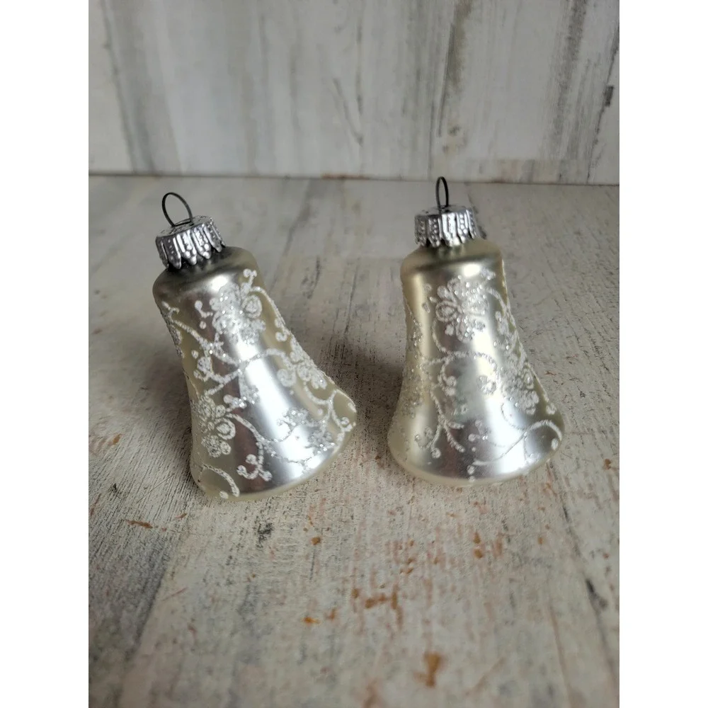Vintage glitter white glass bell ornament Xmas swirl set home decor